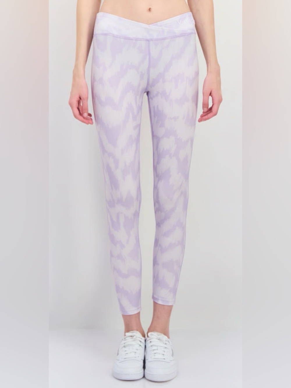 AVI21 Lilac Tie-Dye Cropped Leggings - Size 8